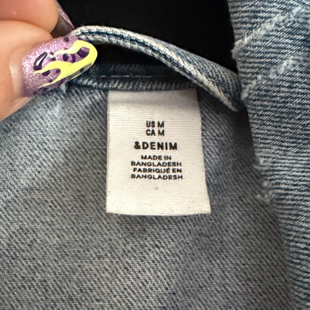 H&M Light Wash Oversized Denim Jacket - Picture 5 of 6